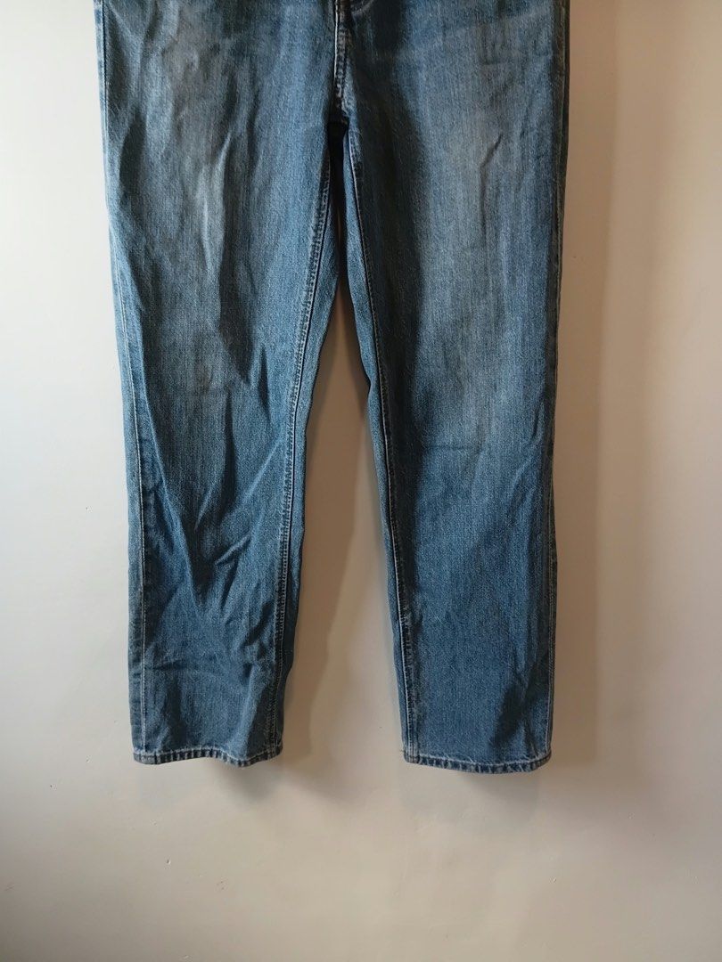 GU Blue Straight-cut Denim Jeans (Category: Jeans) located in Manila. Submitted by wisecat.4a7eea (Listing ID 1465829026, Image 3). Description: - Brand: GU - Style: High-waisted straight leg denim jeans - Color: Medium blue wash - Details: Front button closure and classic pockets - Condition: Great everyday wardrobe staple, easy to style with basic tees or sweaters.