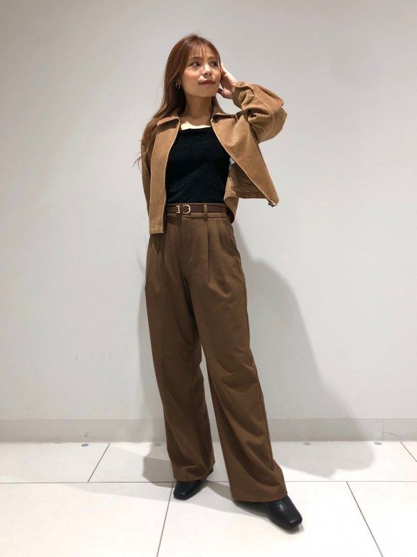 GU Corduroy Zip-Up Shirt Jacket (Category: Coats, Jackets and Outerwear) located in Quezon City. Submitted by jiya.tokio (Listing ID 1465949060, Image 3). Description: GU Corduroy Zip-Up Shirt Jacket ₱990‼️ Brown small Natural small 📍QC.