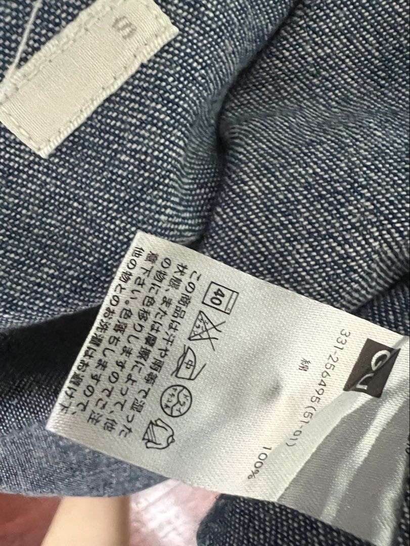 Gu Denim Longsleeves Women (Category: Longsleeves) located in Amadeo. Submitted by mavmadel (Listing ID 1465828121, Image 3). Description: -Small size mens on tag -Medium size women -like new condition .