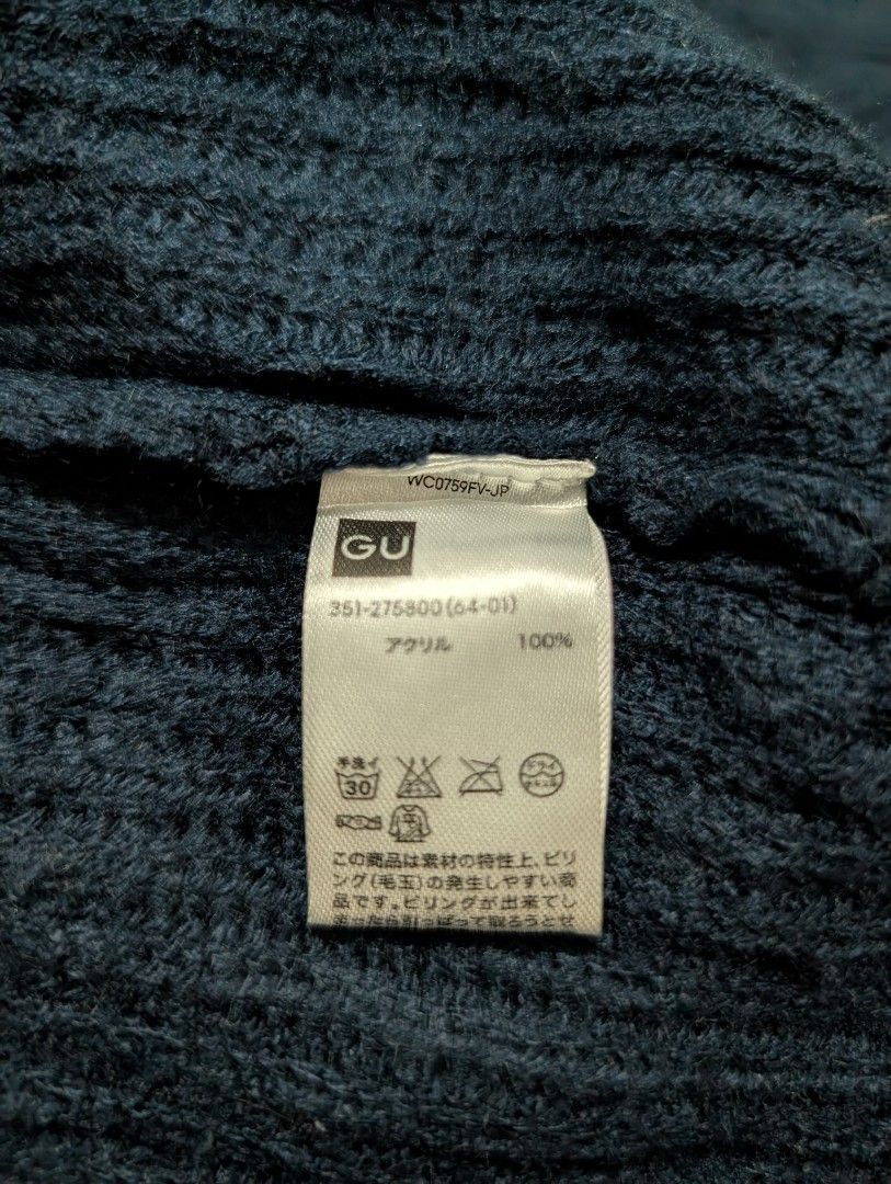 GU Navy Blue Knit Sweater Size M (Category: Longsleeves) located in Quezon City. Submitted by mercurials (Listing ID 1465865337, Image 3). Description: Please take time to read the infos👇 - Brand: GU - Color: Navy Blue - Size: Medium (M) - Material: 100% acrylic, warm and comfortable - Design: Crew neck with ribbed cuffs and hem - Issue: With some piling 📍MOP: Gcash/Maya 📍Shipping via Grab/Lalamove/J&T (shipping from Quezon City near Anonas ar