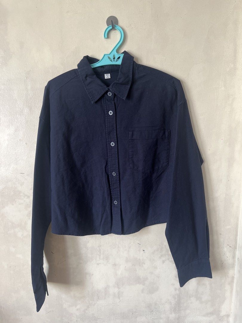 GU Navy Blue Long Sleeve Button Up Shirt (Category: Longsleeves) located in Makati City. Submitted by gworlhood (Listing ID 1465822742, Image 1). Description: - Brand: GU - Color: Dark blue - Size: M (Regular fit) - Material: 100% cotton - Features: Pointed collar, front button placket, single chest pocket, long sleeves with buttoned cuffs - Condition: Excellent, used only once; interior brand label and care tag intact - Style: Versatile and easy