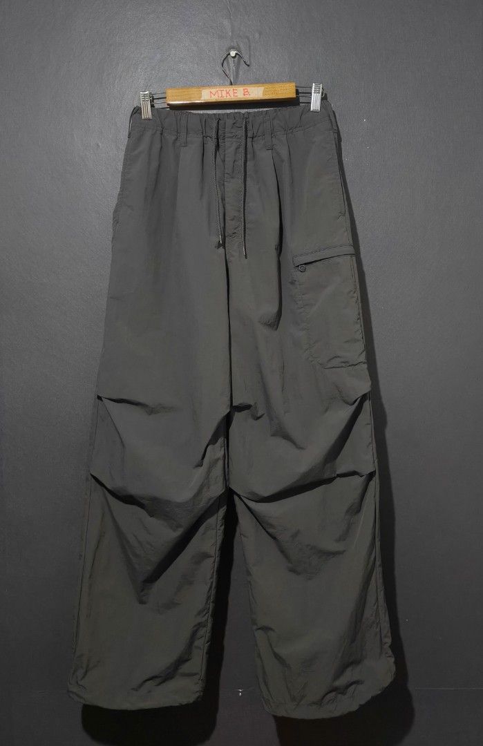 📍GU Nylon Zip Parachute Pants (Category: Trousers) located in Antipolo. Submitted by simplehans (Listing ID 1465892376, Image 2). Description: ‎📍GU Nylon Zip Parachute Pants ‎Size Medium (Dark Gray) ‎Waist- 28 to 34 ‎Length- 40 ‎Leg Open- 9 (Adjustable) ‎Excellent Condition As New ‎DIRECT MESSAGE IF INTERESTED.