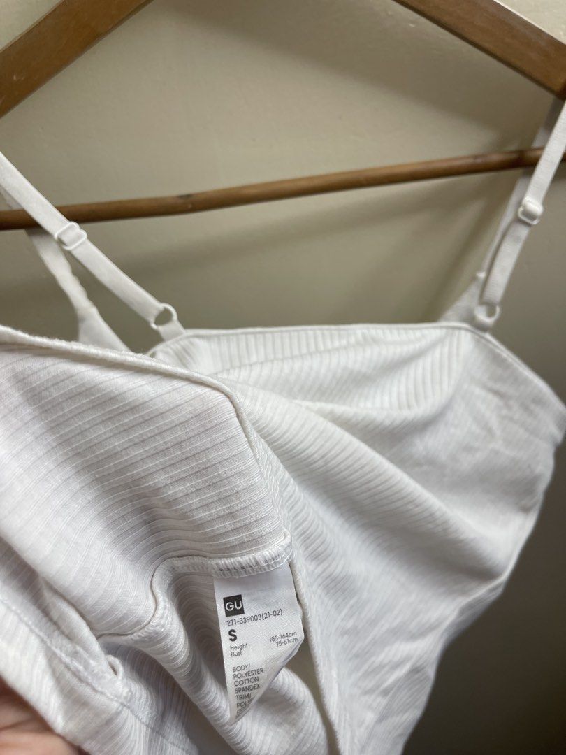 Gu ribbed crop-padded top S/m fb1 (Category: Sleeveless) located in Baguio. Submitted by affordaprice_2600baguio (Listing ID 1465793433, Image 3). Description: .