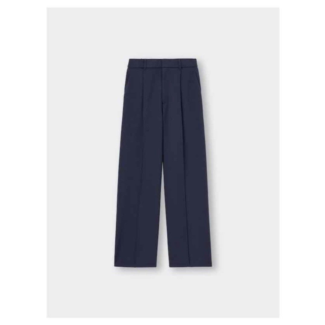 GU Trousers (Category: Other Bottoms) located in Bacoor. Submitted by _sysells (Listing ID 1465918552, Image 1). Description: GU cut-and-sew slacks in Navy Blue, size Small (standard length 68.5-72.5cm). Purchased in-store (Tokyo). Product size in inches: Waist: 24 1/2 Hips: 37 Thigh width: 12 1/2.