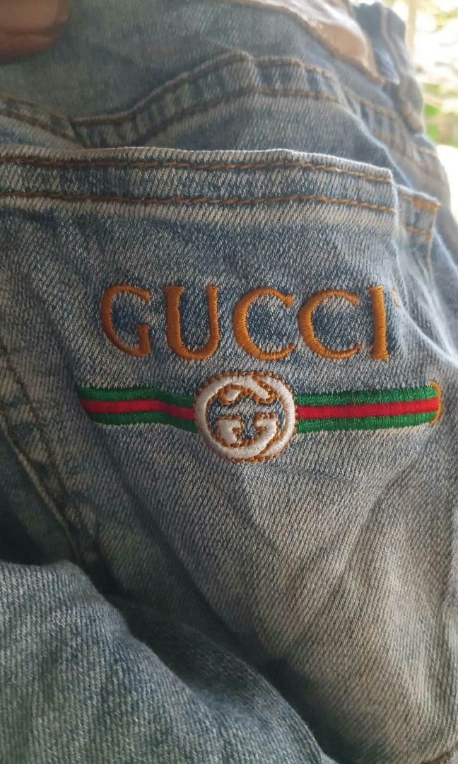 GUCCI (Category: Jeans) located in Caloocan City. Submitted by keenfox-8542 (Listing ID 1465835239, Image 3). Description: Size 32 No issue Excellent condition.