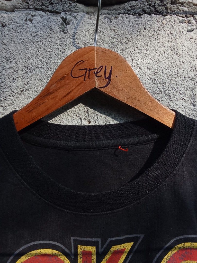 GUCCI BLIND FOR LOVE BLACK CAT TEE (Category: Tshirts & Polo Shirts ) located in Bayombong. Submitted by ern__ygr15 (Listing ID 1465839638, Image 3). Description: excellent condition issue missing tags only W20×L27 color rate 10/10.