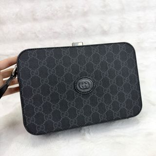 (Category: ) located in . Submitted by jhypeluxstore (Listing ID 1465821843, Image 1). Description: .
