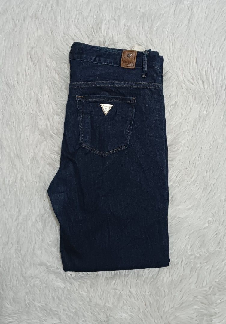 Guess jeans (Category: Jeans) located in Ozamiz City. Submitted by lovethriftshop18 (Listing ID 1465809545, Image 1). Description: size 30-31 stretchable length 35.