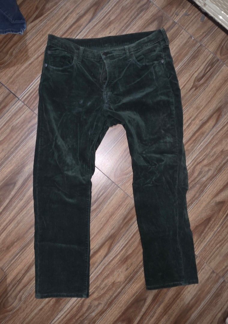 GU/Uniqlo Curdoroy Pants (Category: Jeans) located in Rizal. Submitted by caloyolo (Listing ID 1465945023, Image 1). Description: Width 36in Length 36in Rise 14in Hem 7in No issue Complete tags Plus sf.