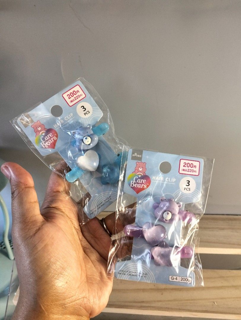 Hair clips from Japan (Category: Hair) located in Manila. Submitted by alayassulittipidfinds (Listing ID 1465763964, Image 3). Description: .