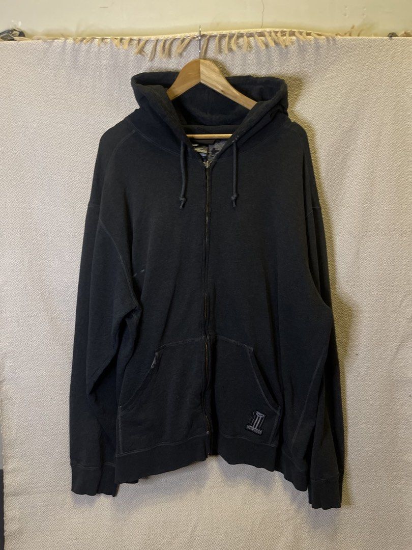 Harley davidson 1 zip up jacket (Category: Coats, Jackets and Outerwear) located in Manila. Submitted by hypestock_mnl (Listing ID 1465806041, Image 1). Description: - stylish - perfect for casual wear - great fit - in good condition - minimal signs of usage - 9/10 - money worth! - see pics for details/issue.
