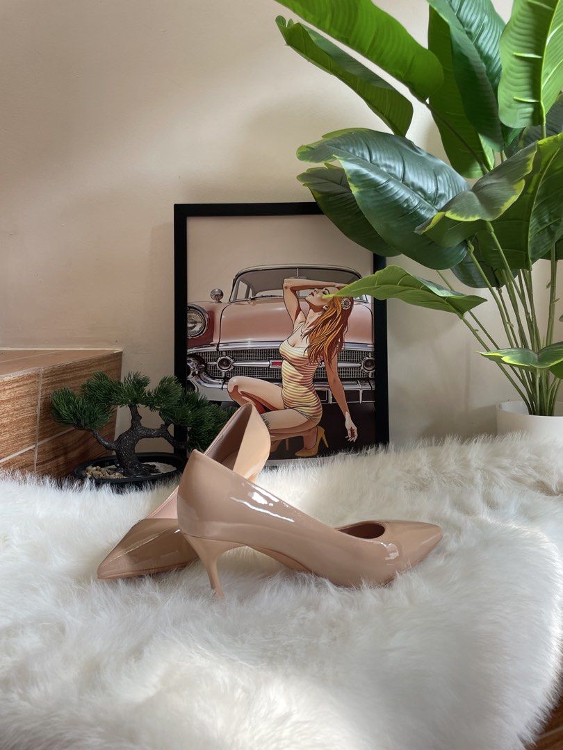 Heels Nude Patent Stiletto Pumps (Category: Heels) located in Bulacan. Submitted by johnivanqu27099 (Listing ID 1465783950, Image 3). Description: Nude Patent Stiletto Pumps • Style: Pointed-Toe Stiletto Pumps / Court Shoes • Color: Nude / Beige • Finish: Patent Leather • Size: EU 41 / 255 (1.5) • Condition: Brand New • Complete with original box • Price: ₱799 — negotiable for sure buyer Elegant and versatile — perfect for formal events, office w