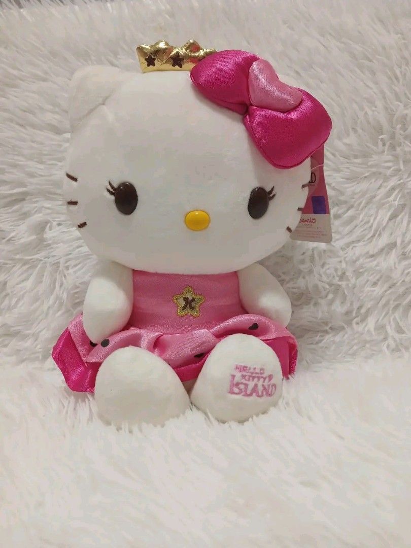 Hello Kitty (Category: Character Goods) located in Manila. Submitted by odddolphin_e6cafe (Listing ID 1465948849, Image 1). Description: .