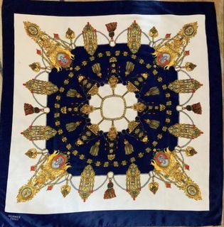 (Category: ) located in . Submitted by leluxe_atelier (Listing ID 1461365706, Image 1). Description: .