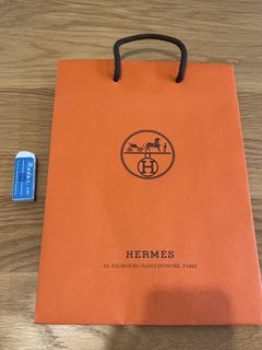 （分類：）位於 。 由 alexaclosetsell 提交（商品編號 1465842326，圖片 1）。簡介： 。