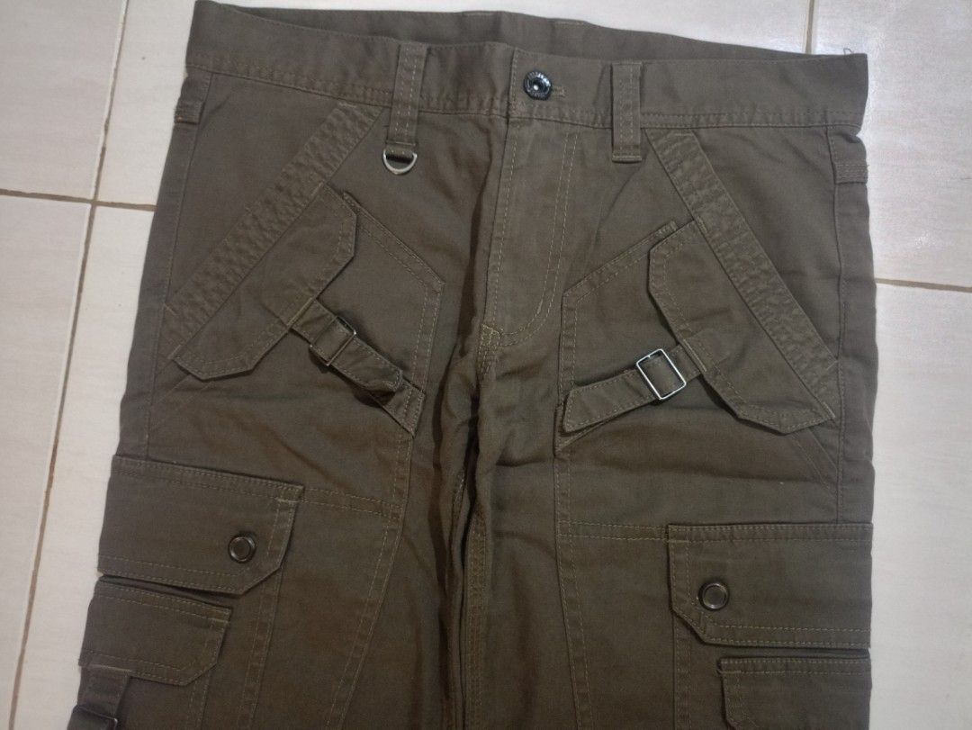 Hideaways Bondage Cargo (Category: Other Bottoms) located in Lapu Lapu. Submitted by nightfrighttokyo (Listing ID 1465902587, Image 2). Description: DM if interested! Gcash only! Negotiable!.