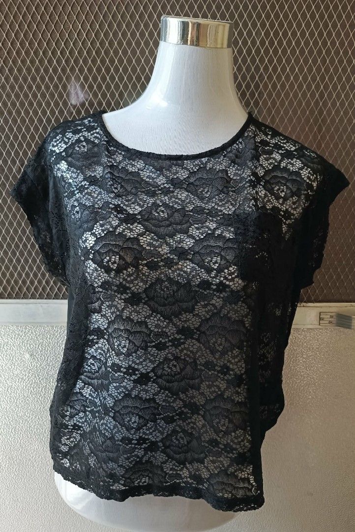 H&M Divided Black Lace Sheer Back Zip Blouse Top (Category: Blouses) located in Cebu City. Submitted by violacloset (Listing ID 1465892619, Image 1). Description: Measurements: length: 21 width: 21.