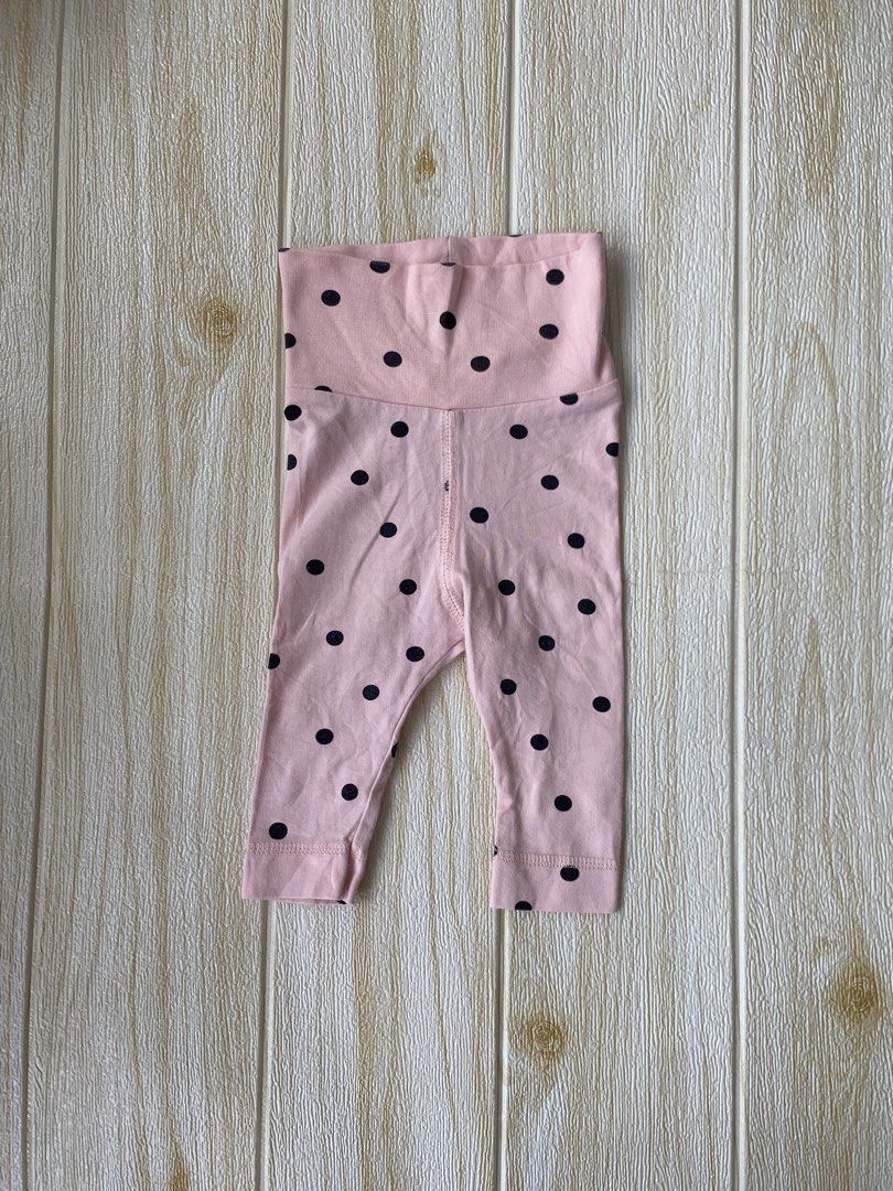 H&M polka leggings (Category: Babies & Kids Fashion) located in Cebu City. Submitted by yjainani (Listing ID 1465949015, Image 1). Description: .