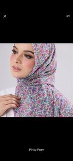 (Category: ) located in . Submitted by enjoyshopping_keepsmiling (Listing ID 1465763200, Image 1). Description: .