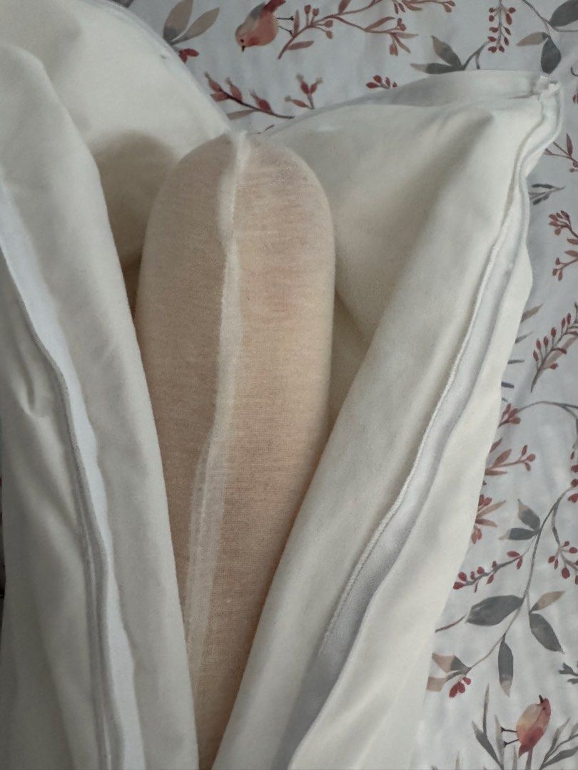 Hotel Living Microlux Pillow with Memory Foam (Category: Bedding & Towels) located in Manila. Submitted by decluterthings888 (Listing ID 1465953360, Image 1). Description: - Brand: Hotel Living Microlux Pillow - Filling: Stuffed with memory foam for ultimate comfort - Certification: Standard 100 by OEKO-TEX certified label attached - Size: 19 x 29 inches (approx. 48 x 74 cm) - Cover: Removable white cover with a convenient zipper closure.