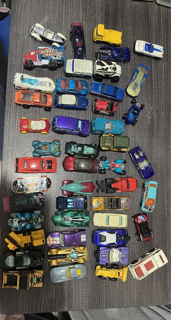 Hotwheels Assorted Set Take all (Category: Interactive Toys) located in Consolacion. Submitted by popsandlegends (Listing ID 1465812947, Image 1). Description: .