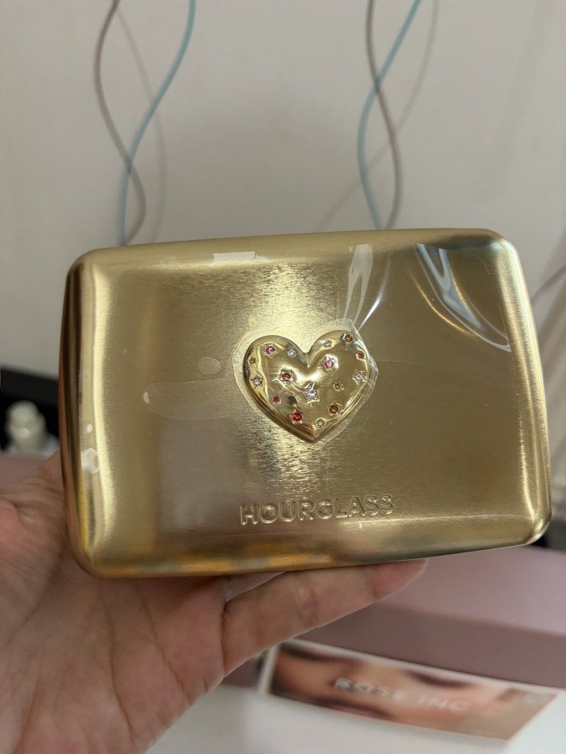 ONHAND HOURGLASS LUCK (Category: Makeup) located in San Juan City. Submitted by cashfrancefashioncosmetics_ph (Listing ID 1461243944, Image 3). Description: LUCK IS ONLY AVAILABLE .