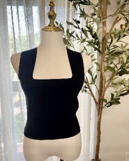 (Category: ) located in . Submitted by stylists0wn (Listing ID 1465841253, Image 1). Description: .
