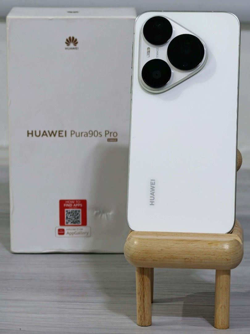 Huawei Pura 90s Pro 256 | 12 (Category: Huawei) located in Manila. Submitted by KhengZhieee (Listing ID 1465783392, Image 1). Description: .