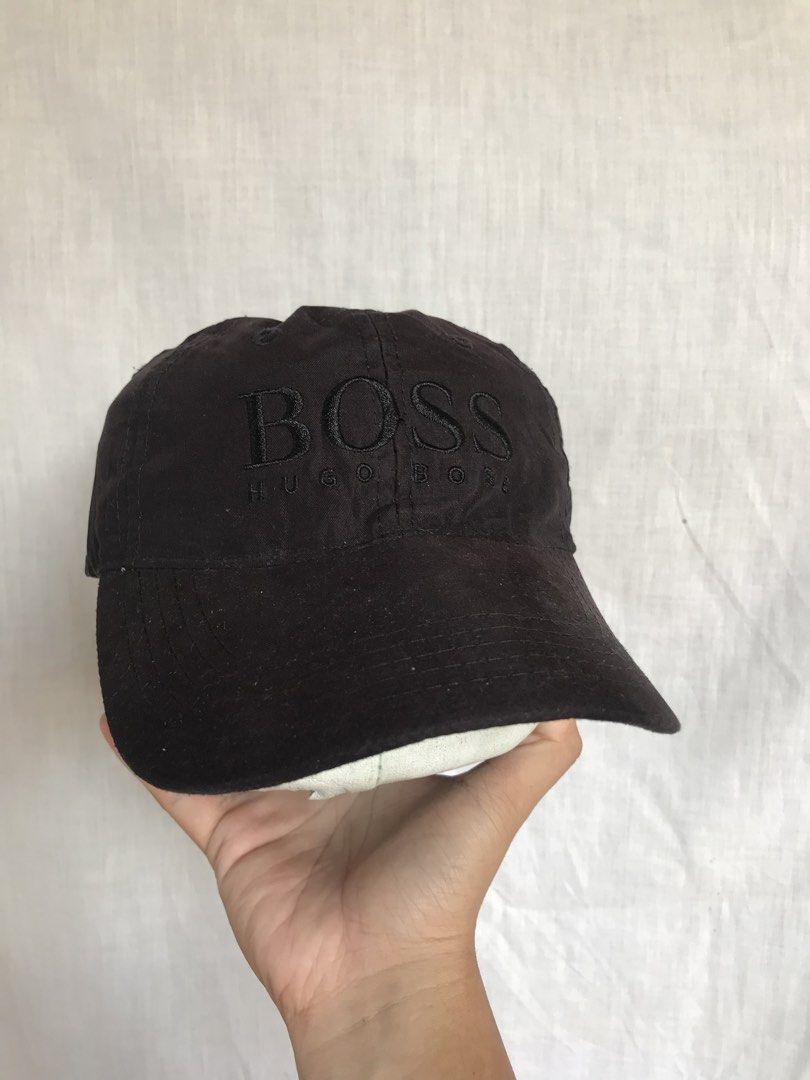 HUGO BOSS Dad Hat (Category: Caps & Hats) located in San Fernando. Submitted by ramjames18 (Listing ID 1465836114, Image 2). Description: •HUGO BOSS Dad Hat 🔥 -Excellent Condition -9.+/10 Color Rate (Need wash) -Embroidered Logo / Adjustable Strap -One Size fits Most Pm sa interested! 📥 .