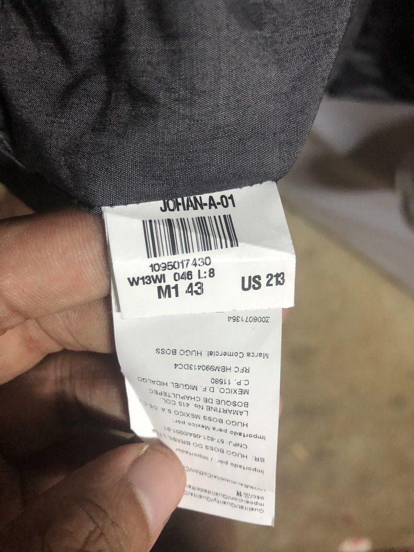 Hugo boss polo botton (Category: Formal Shirts) located in Cagayan de Oro. Submitted by kennymiiiiii (Listing ID 1465842194, Image 3). Description: 22*30*32 Issue missing botton(posted) Have extra botton No pinhole .