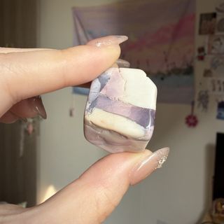 (Category: ) located in . Submitted by crystalsnclothes (Listing ID 1465862203, Image 1). Description: .