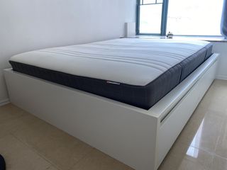 （分類：）位於 。 由 shreyasup35421 提交（商品編號 1465799545，圖片 1）。簡介： 。