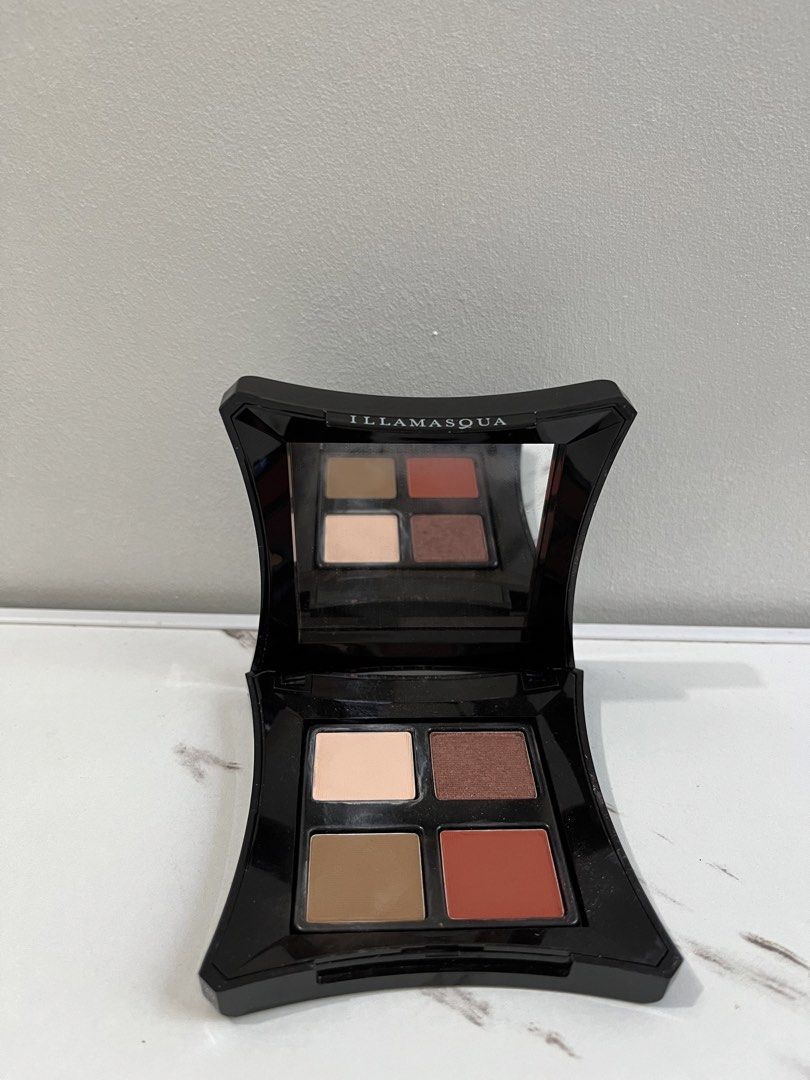Illamasqua Eyeshadow Palette (Category: Makeup) located in Bacacay. Submitted by aiksgoods (Listing ID 1465805733, Image 1). Description: Illamasqua 4-Colour Eyeshadow Palette * 4 shades * Neutral/warm tones * Pre-owned, good condition Selling as-is. No returns/refunds for cosmetic items..