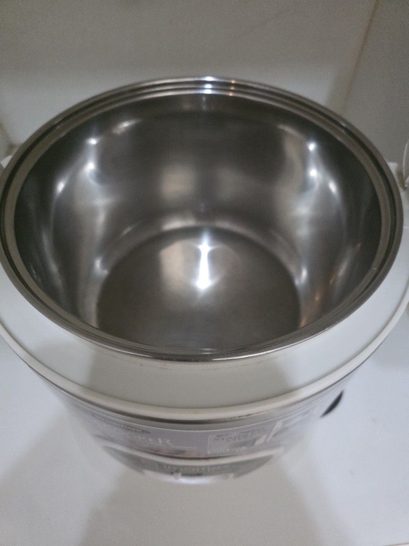 Imarflex Multi-Function Rice Cooker IRJ-1800SC Stainless Steel (Category: Cookers) located in Taguig. Submitted by ziostore (Listing ID 1465775716, Image 2). Description: - Brand/Model: Imarflex IRJ-1800SC multi-function rice cooker - Capacity: 1.8 liters / 10 cups, perfect for families - Material: Food-grade stainless steel inner pot for safe and easy cleaning - Power: 230V, 60Hz, 700W - Versatile Use: Ideal for cooking rice, soup, congee, and s