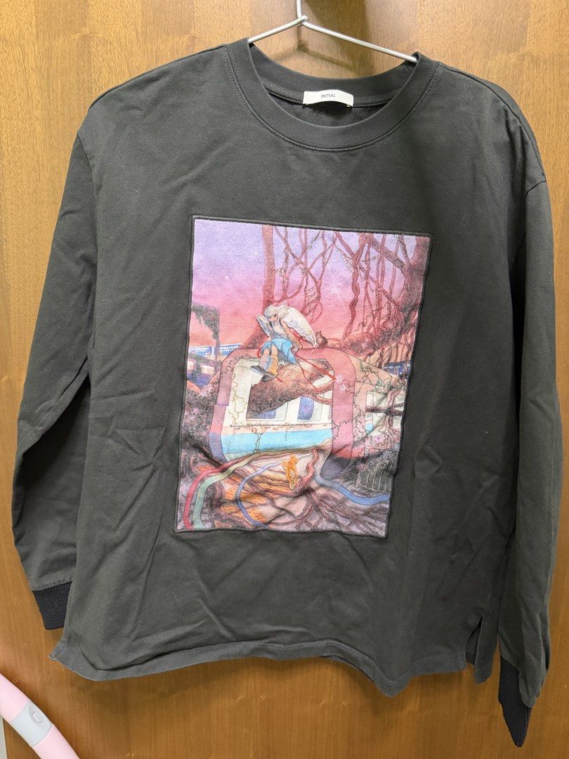 Initial （分類：T-shirt、恤衫、有領衫）位於 Hong Kong。 由 ysnkwong 提交（商品編號 1465885907，圖片 3）。簡介： 2碼，坑口站或順豐到付。