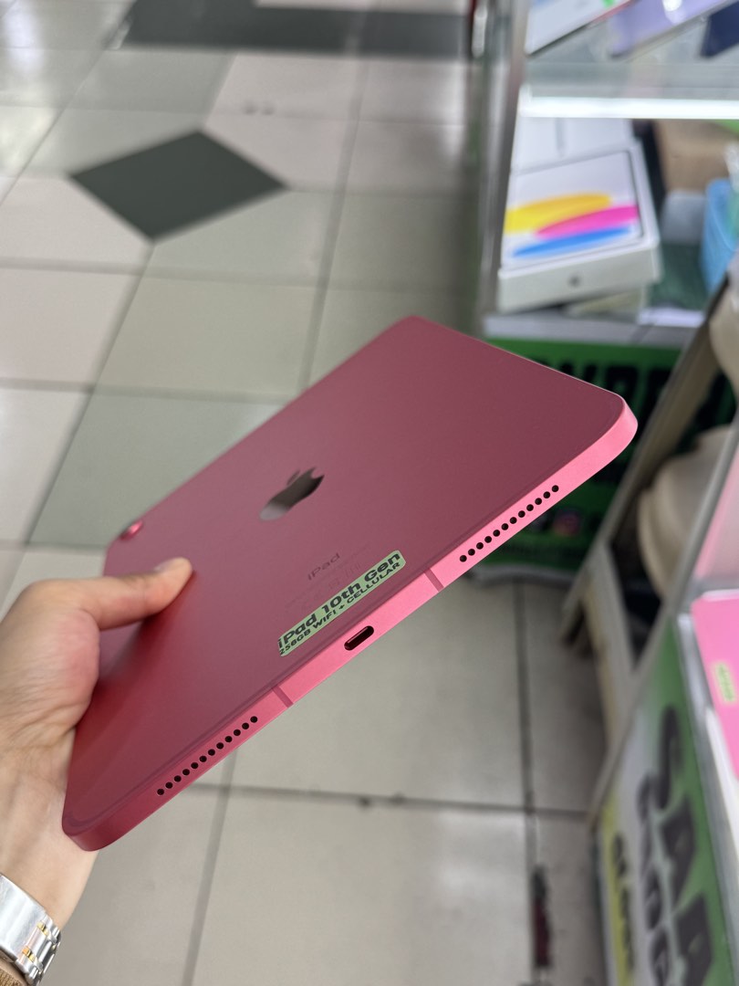 IPAD 10TH GEN 256GB WIFI CELLULAR (Category: iPad) located in San Juan City. Submitted by aynaagadgets (Listing ID 1465777965, Image 3). Description: IPAD 10TH GEN 256GB WIFI CELLULAR OCTOBER 2026 STALL #: XB-07 FOR SALE | TRADE / SWAP PASS SA MGA SCAMMERS / THIRD PARTY (RFS: Buy and Sell) ⬇️DETAILS⬇️ •256 GB (Other storage is also available) •Pink (Other color is also available but price may vary) •95% Smooth •Truetone Working •No Hidden Issues 