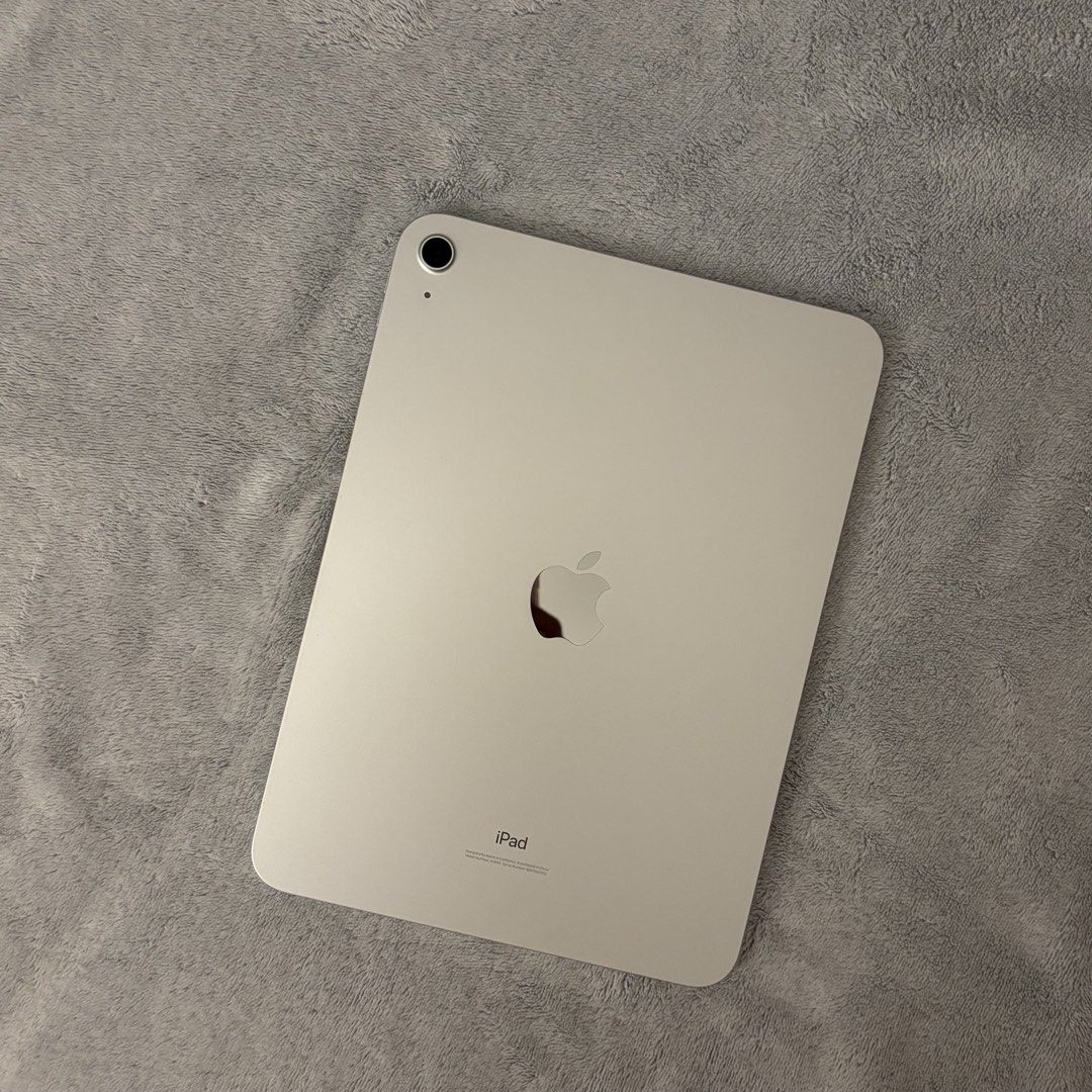 IPAD 10TH GEN 64GB (Category: iPad) located in General Trias. Submitted by shinzn (Listing ID 1465860829, Image 1). Description: IPAD 10th gen (64gb) 💵 ₱15,000 Details: — iPad 10th gen — 64GB Storage — no issues — all functions working — no scratches / dents — original box included (no charger) — FREE universal keyboard and pen — FREE tempered glass rfs: need extra funds.