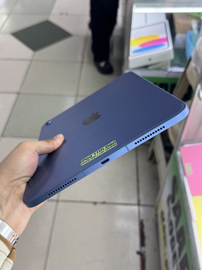 IPAD 11TH GEN 128GB 100%BH WIFI CELLULAR (Category: iPad) located in San Juan City. Submitted by ainahgadgetsshop (Listing ID 1465776033, Image 3). Description: IPAD 11TH GEN 128GB WIFI CELLULAR OCTOBER 2026 STALL #: XB-07 FOR SALE | TRADE / SWAP PASS SA MGA SCAMMERS / THIRD PARTY (RFS: Buy and Sell) ⬇️DETAILS⬇️ •128 GB (Other storage is also available) •Blue (Other color is also available but price may vary) •100%bh •18 Cycle Count •95% Smooth •