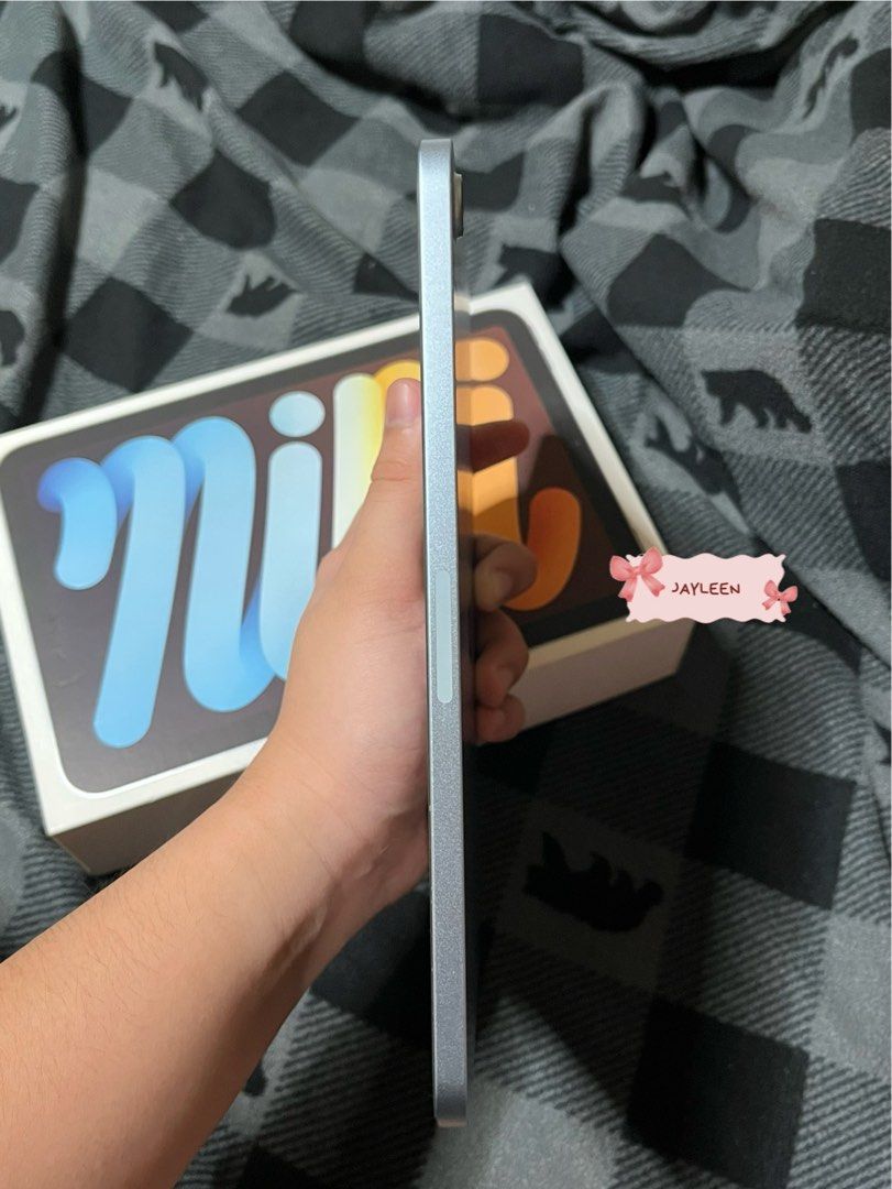 iPad mini 7 (A17 pro) 128 GB WiFi (Category: iPad) located in Manila. Submitted by jileennn (Listing ID 1465885968, Image 3). Description: PLEASE PAKIBASA MUNA BAGO MAG PM!! wag na po magmessage kung hindi naman interesado. FOR SALE ONLY: iPad mini 7 (A17 Pro) – 128GB WIFI PASS PO SA SWAP❗️❗️ Condition: Well-maintained Storage: 128GB Chip: A17 Pro iPadOS: 26.2.1 Battery Health: 93% Battery Cycle Count: 226 cycles No known issues Inclusions: Box /