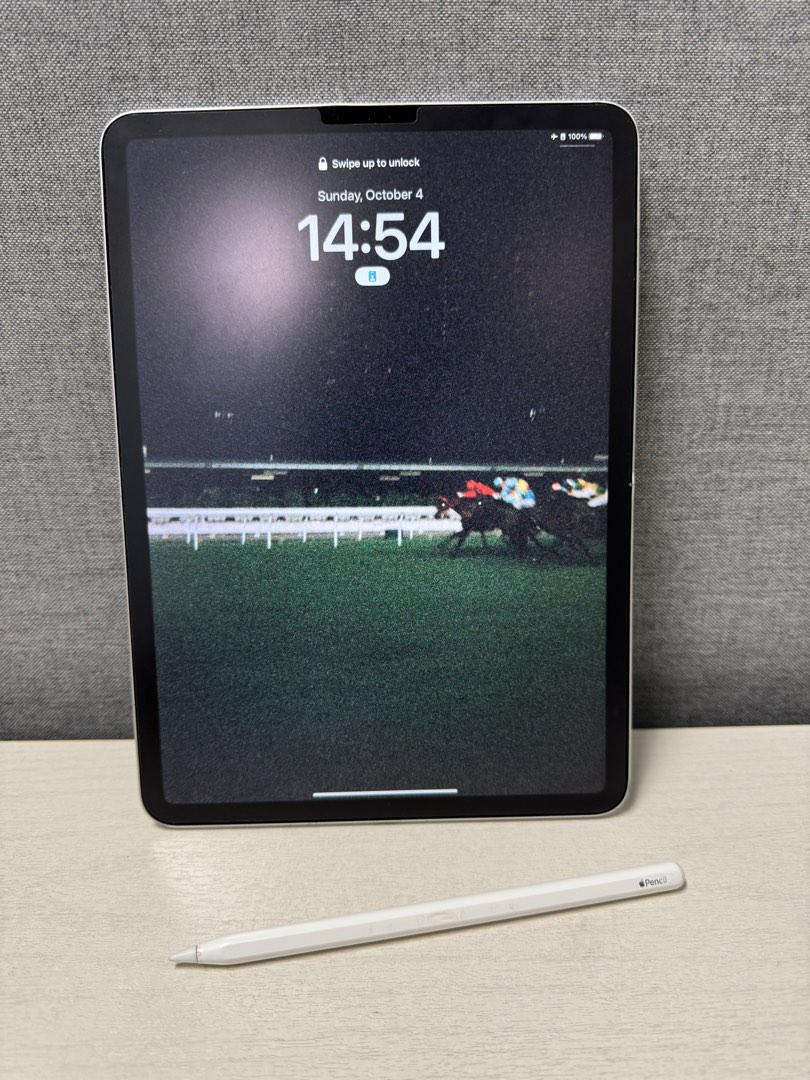 iPad Pro 11 Inch 256GB 送apple pencil, 手提電話, 平板電腦, 平板