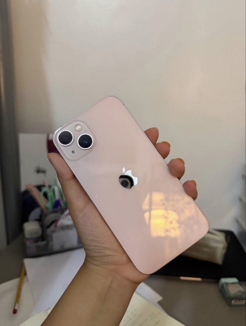 IPHONE 13 128GB PINK (Category: iPhone 13 Series) located in Manila. Submitted by keimadrid23 (Listing ID 1465858660, Image 1). Description: Selling my Old IPhone 13 Pink 128GB 🩷 📲Honest Issues: -Smartlock (Carrier Locked) Need ipa unlocked sa carrier kasi HINDI NAGANA SIM/ESIM kahit Smart, Perfect for Hotspot or Wifi use. - Face ID Not Working Anymore - Battery Replaced with Orig Genuine Part Battery - Small Dents (SEEN ON THE PHOTO) But it do