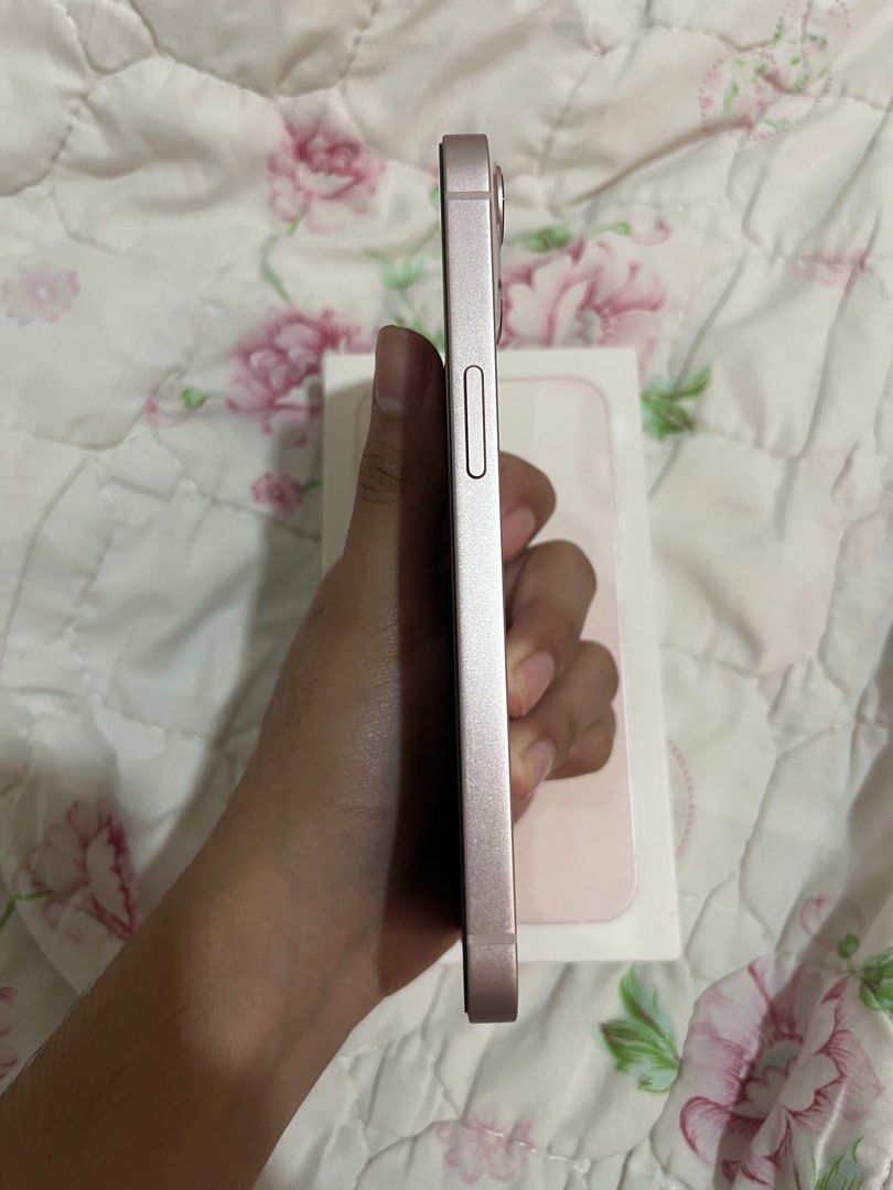 Iphone 13 87% Batt (Category: iPhone 13 Series) located in Malolos. Submitted by ching23ejsis (Listing ID 1465820669, Image 3). Description: Iphone 13 128GB (Pink) 87% Batt Health ZP/A Variant No SIM Restrictions Never been opened or repaired Inclusions: Orig Box, Orig Cord, Case, Unit Location: Malolos Bulacan or QC .