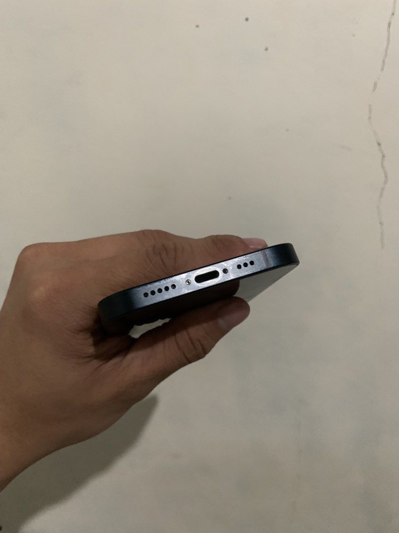 iphone 14 midnigth (Category: iPhone 14 Series) located in Manila. Submitted by joshdirty24 (Listing ID 1465777400, Image 2). Description: iphone 14 midnight 128gb 84Bh % any sim factory unlock no sim restriction zpa variant no history of repair pristine condtion no issue inclutio unit og box rep charger baliuag pulilan plaridel malolos pampangga loc .