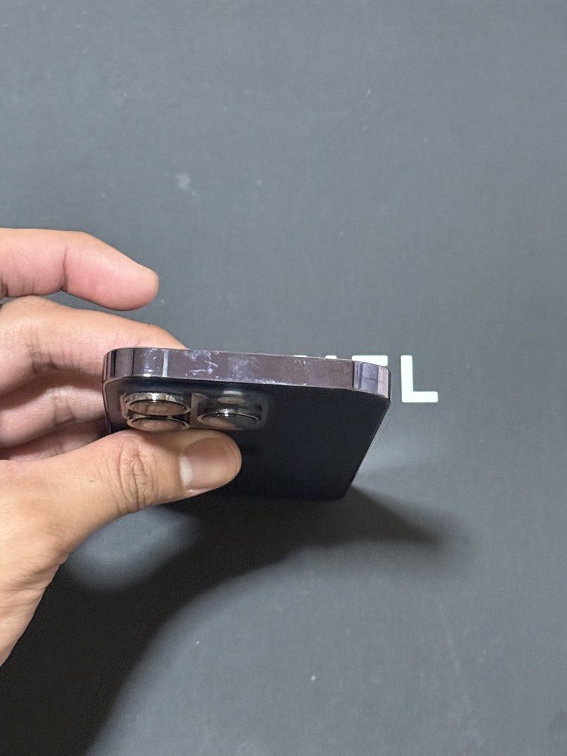 Iphone 14 Pro 256G (Category: iPhone 14 Series) located in Marikina City. Submitted by _julianpaolo (Listing ID 1465863363, Image 3). Description: No inclusions. Just the unit. Not carrier locked anymore. All original parts. Never been serviced. Will be available once my new phone arrives (Nov 1 onwards).