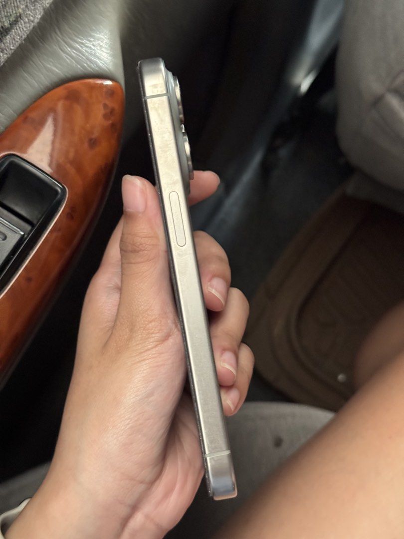 iPhone 15 PRO (Category: iPhone 15 Series) located in Tagaytay City. Submitted by __ishopless (Listing ID 1465841192, Image 2). Description: 89% battery health.