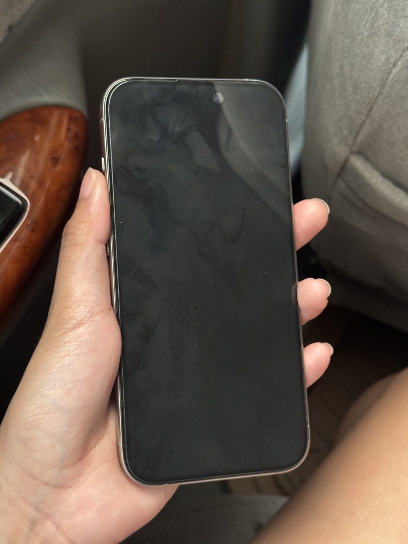 iPhone 15 PRO (Category: iPhone 15 Series) located in Tagaytay City. Submitted by __ishopless (Listing ID 1465841192, Image 3). Description: 89% battery health.