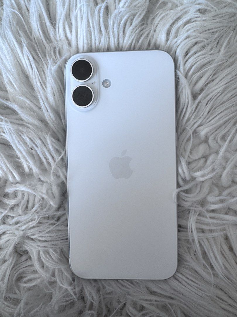 Iphone 16 Plus (Category: iPhone 16 Series) located in Quezon. Submitted by shoppingmadness_ (Listing ID 1465885276, Image 2). Description: Open to any simcard With original box and cord 91% batt health Powermac bought 1 yr + only.