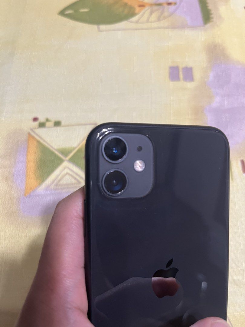 Iphone (Category: iPhone 11 Series) located in Romblon. Submitted by kbmayor (Listing ID 1465921790, Image 3). Description: .