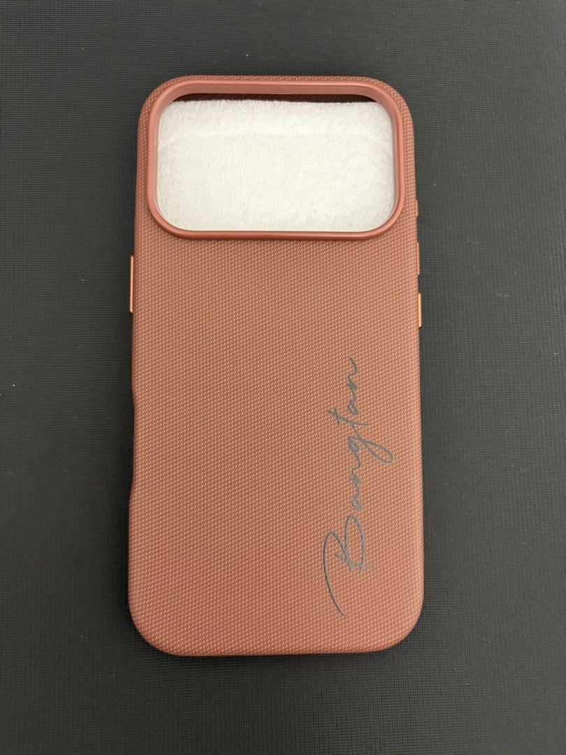 Iphone 17 pro case (Category: Cases & Sleeves) located in Quezon City. Submitted by czarijay06 (Listing ID 1465879461, Image 1). Description: Iphone 17 pro case Woven texture case Custom name (bangtan) For bts armys 💜 Hindi po nagamit. 500 Cubao area.