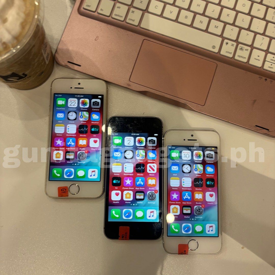 iPhone 5s as Digi (16GB) (Category: Video Cameras) located in Quezon City. Submitted by gunitagadgets.ph (Listing ID 1465784169, Image 2). Description: TEXT ME TO ORDER!!! hello people! selling my 5S 16GB in Silver and Space Grey 📸 Original pre-owned Apple units, mainly recommended for digicam use, Apple Music, and casual use. Details: • Silver & Space Grey available • 16GB • Wi-Fi only • AirDrop works • Touch ID / fingerprint works • Sound work